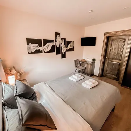 Vanaga Ligzda Hotel Baltezers